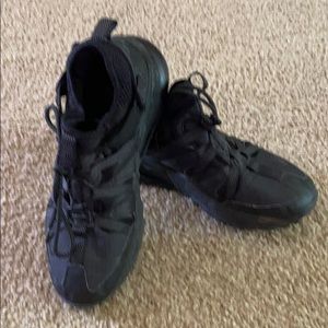 Nike 270’s, black m’en size 9.5